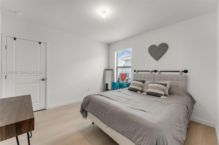 Furnished interior view inside a new home in , Homestead (Image 32).