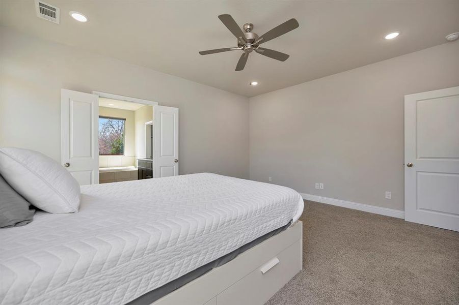 Furnished interior view inside a new home in Fair Oaks, Bridgeport (Image 18).
