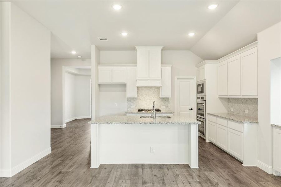 Furnished interior view inside a new home in Maplewood, Glenn Heights (Image 11).