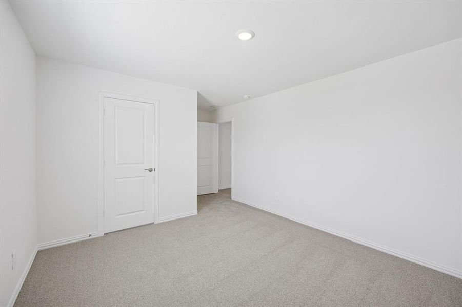 Photo is not of the actual home, but is an inspirational photo of builder’s model home and may depict options, furnishings, and/or decorator features that are not included. Photo is not of the actual home, but is an inspirational photo of builder’s model home and may depict options, furnishings, and/or decorator features that are not included.