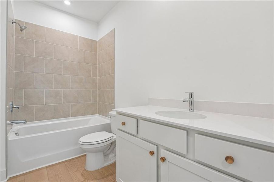 Furnished interior view inside a new home in , Alpharetta (Image 28).