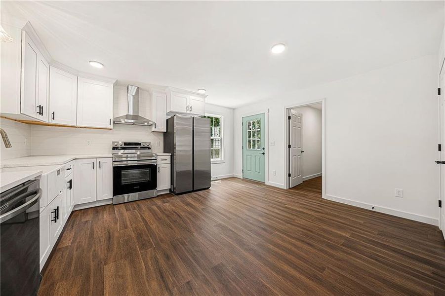 Image 26 of a home in . Image 26 of a home in .