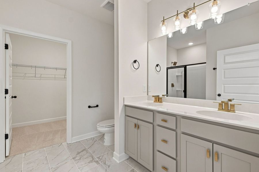 Charleston Primary Ensuite with Designer Finishes