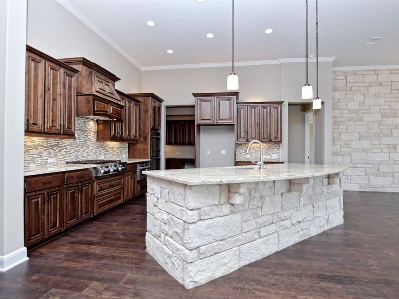 Representative furnished interior of a home built from the San Simeon II by Giddens Homes in Clearwater Ranch, Liberty Hill (Image 54).