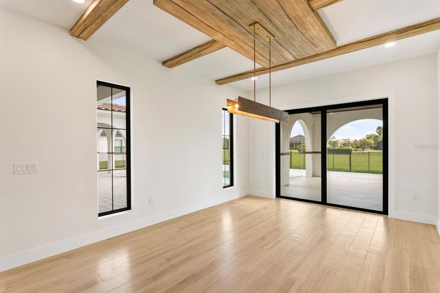 Spacious, unfurnished interior of a new home in , Lithia (Image 40).