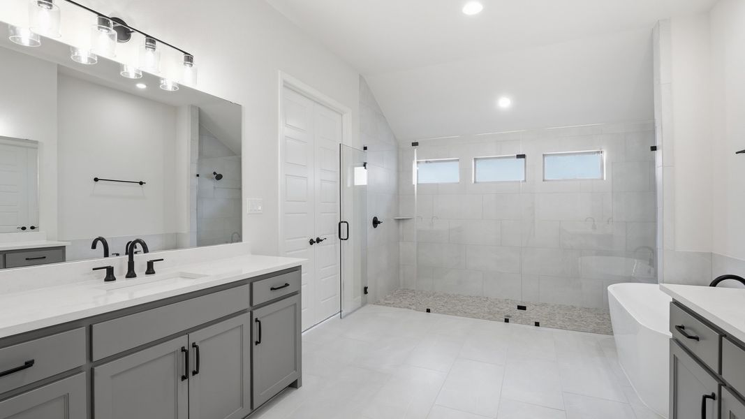 Furnished interior view inside a new home in Terraces, Rockwall (Image 14).