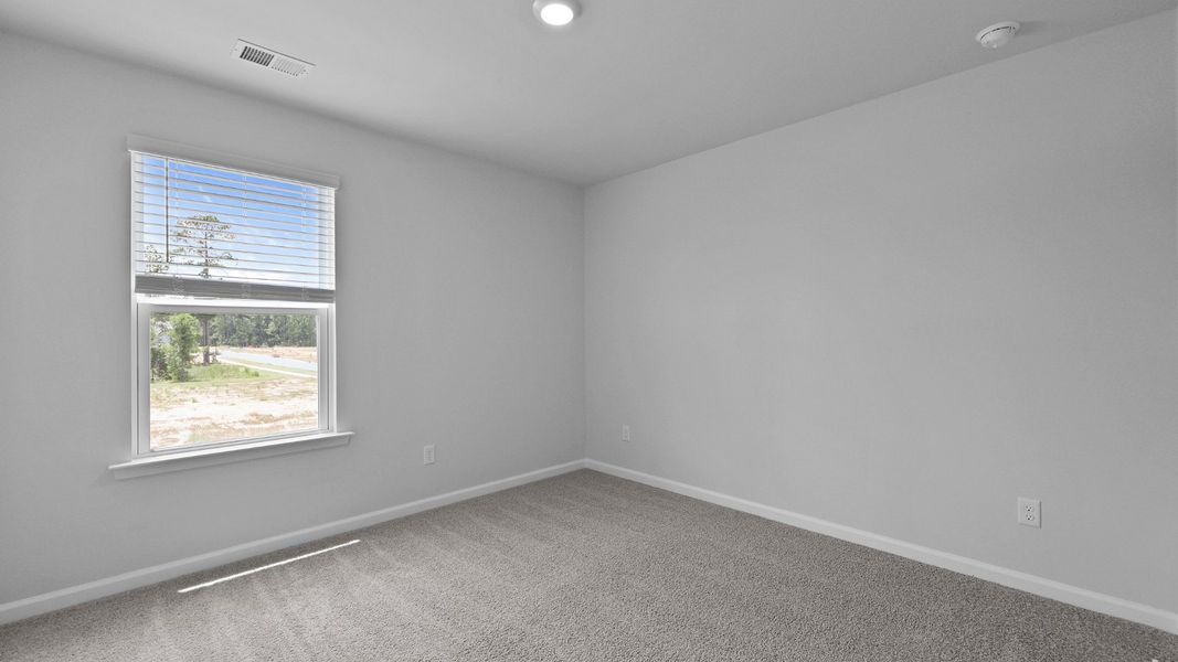 Spacious, unfurnished interior of a new home in Grand Oaks, Columbia (Image 25).