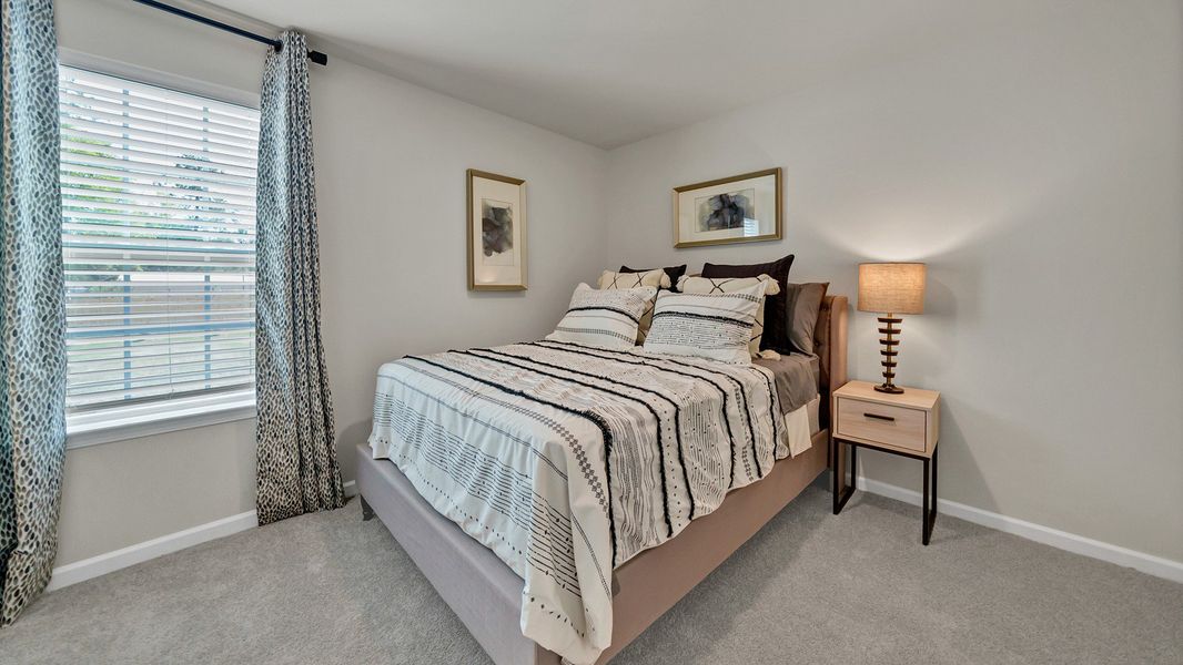 Furnished interior view inside a new home in Grand Oaks, Columbia (Image 14).