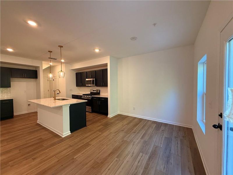 Image 41 of a home in Laurelwood.