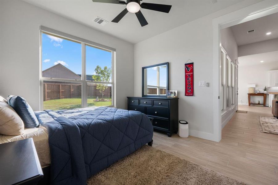 Furnished interior view inside a new home in Pecan Plantation, Granbury (Image 30).