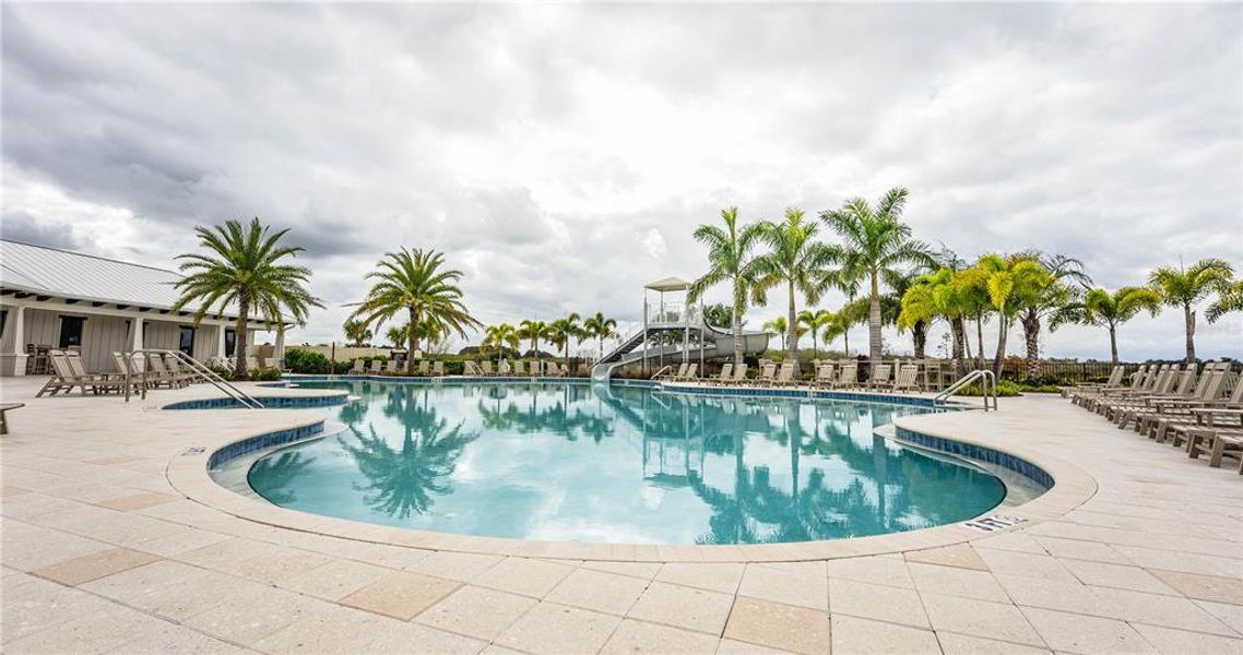 Community amenities in , Plant City (Image 75).