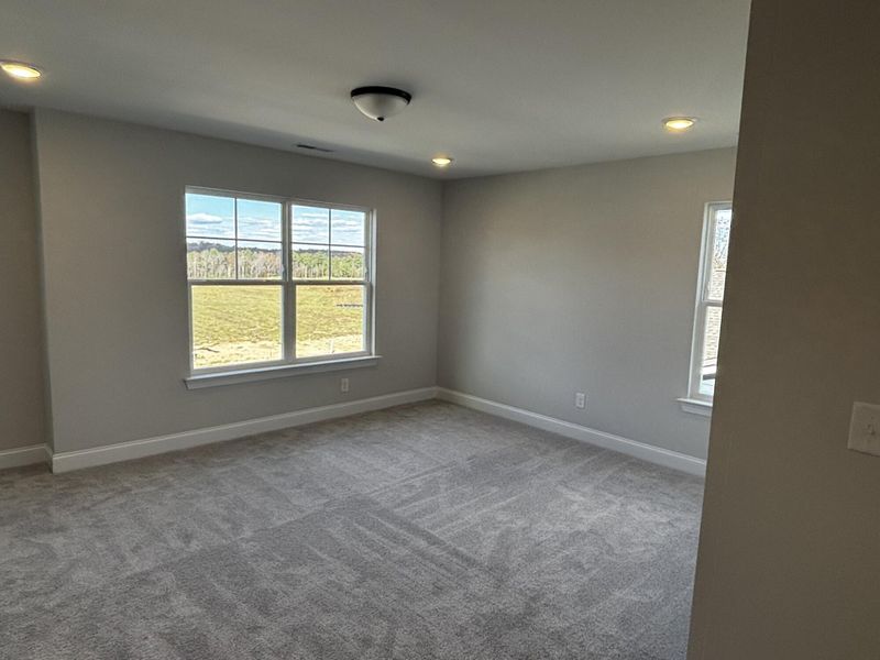 Spacious, unfurnished interior of a new home in Waterford Commons, Rock Hill (Image 21).