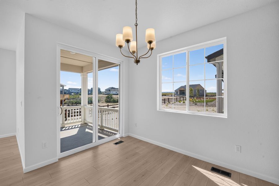 Spacious, unfurnished interior of a new home in Macanta, Castle Rock (Image 14).