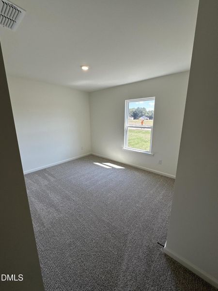 20250920_155843404_iOS