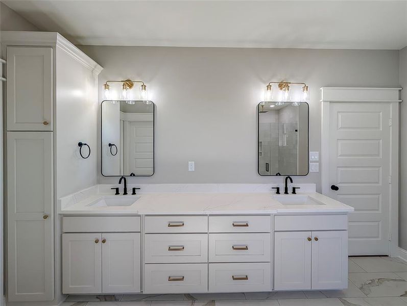 Furnished interior view inside a new home in , Tyler (Image 25).