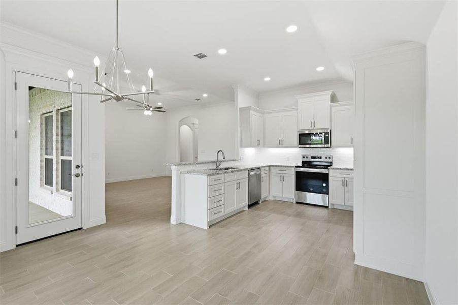 Furnished interior view inside a new home in , Tolar (Image 10).