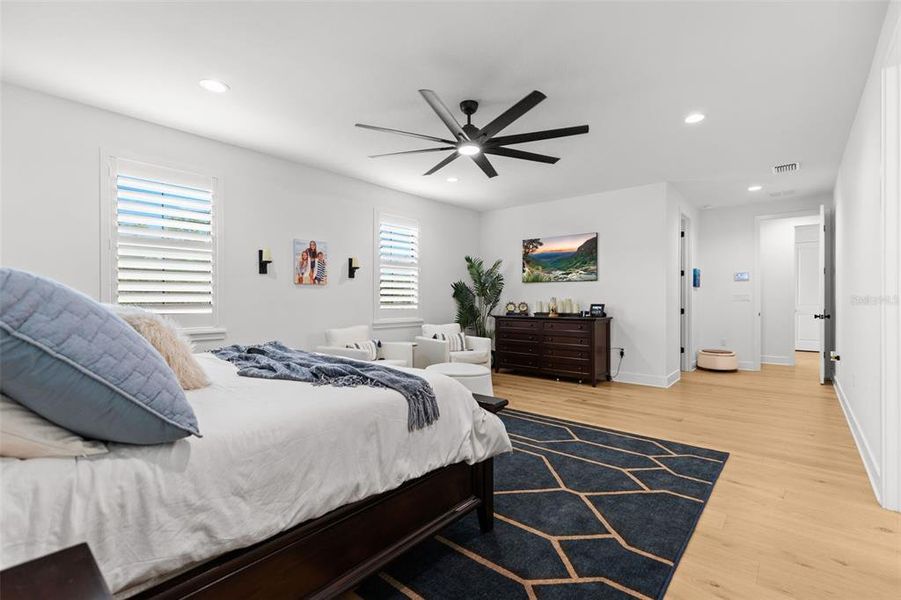 Furnished interior view inside a new home in , Tampa (Image 47).