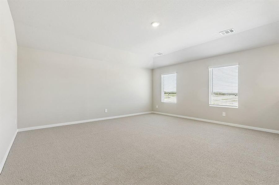 Spacious, unfurnished interior of a new home in Parks at Foster Crossing - Signature Series, Anna (Image 26).