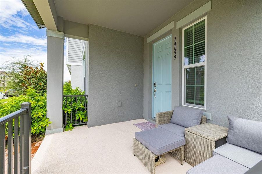 Exterior details and patio area of a home in Highland Ridge, Winter Garden (Image 4).