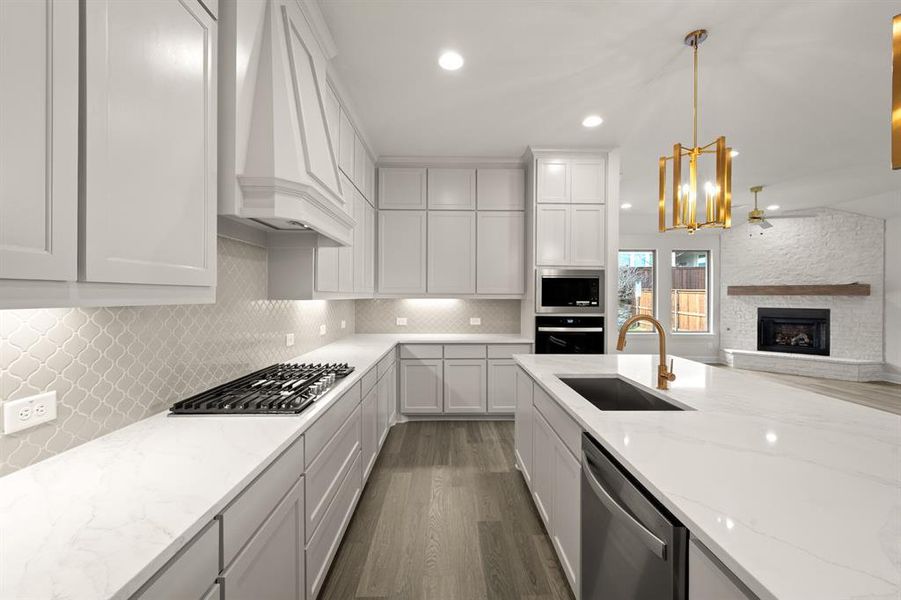 1837 Flowing Ridge- Kitchen-3