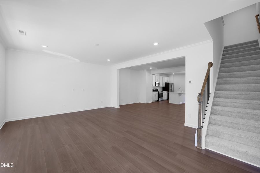 SUN_Stoneriver_Pic_Bradley_Dining_3of3 SUN_Stoneriver_Pic_Bradley_Dining_3of3