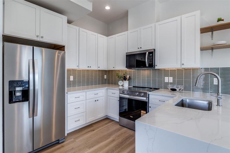 Furnished interior view inside a new home in , Dallas (Image 10). Furnished interior view inside a new home in , Dallas (Image 10).