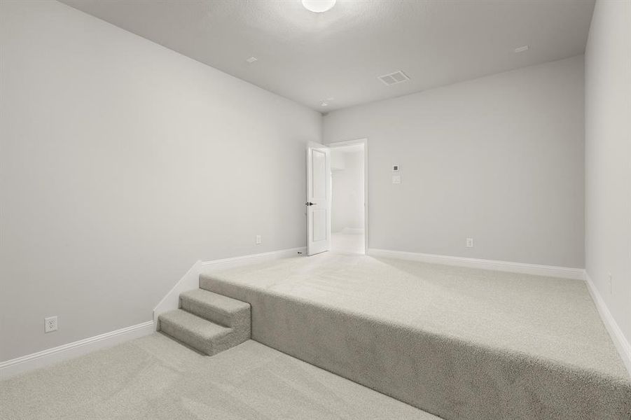 21. 2101 Clairmount - Media