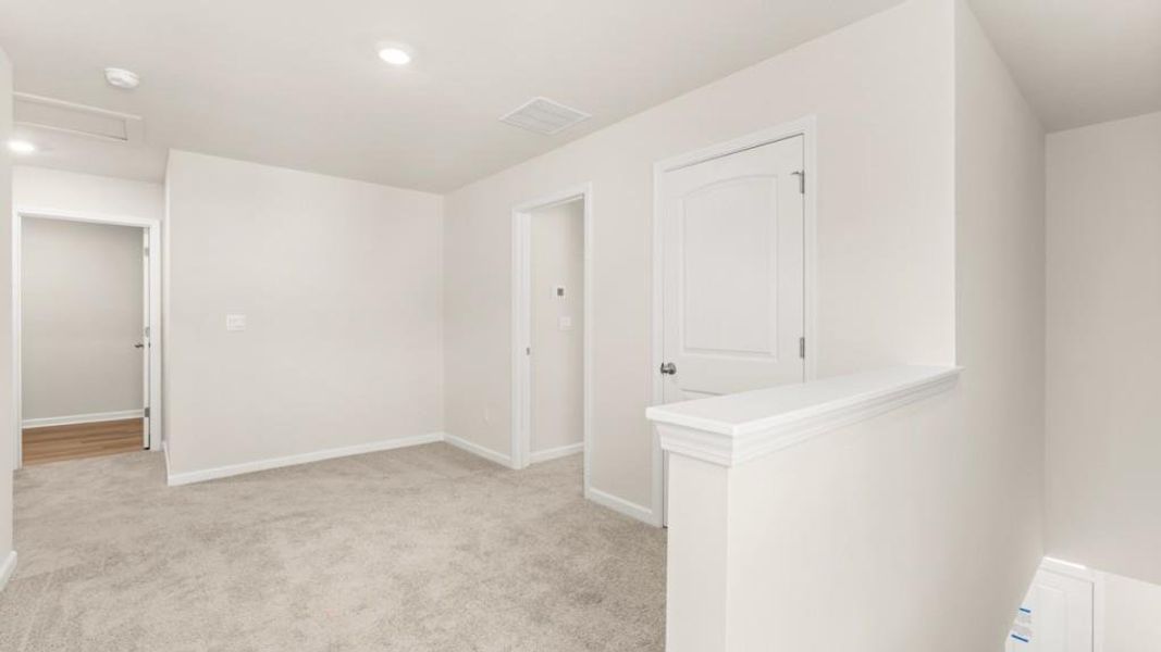 Spacious, unfurnished interior of a new home in Pointe Park, Union City (Image 15).