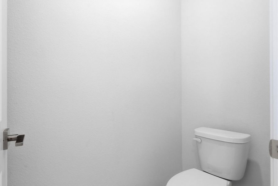 Representative furnished interior of a home built from the Bayview by SeaGate Homes in Beachview Cove, Ormond Beach (Image 47).