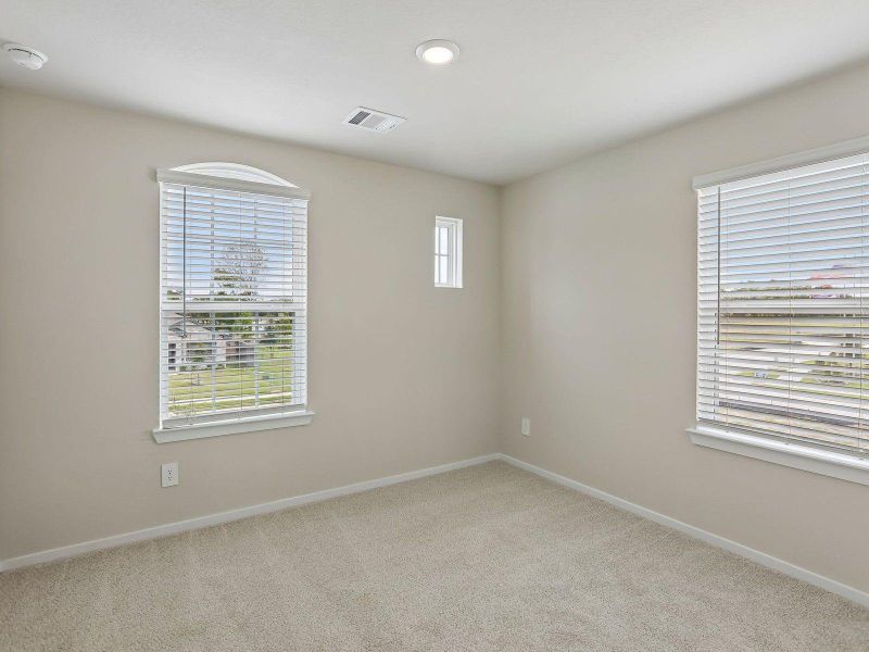Spacious, unfurnished interior of a new home in Heights of Barbers Hill, Baytown (Image 37).