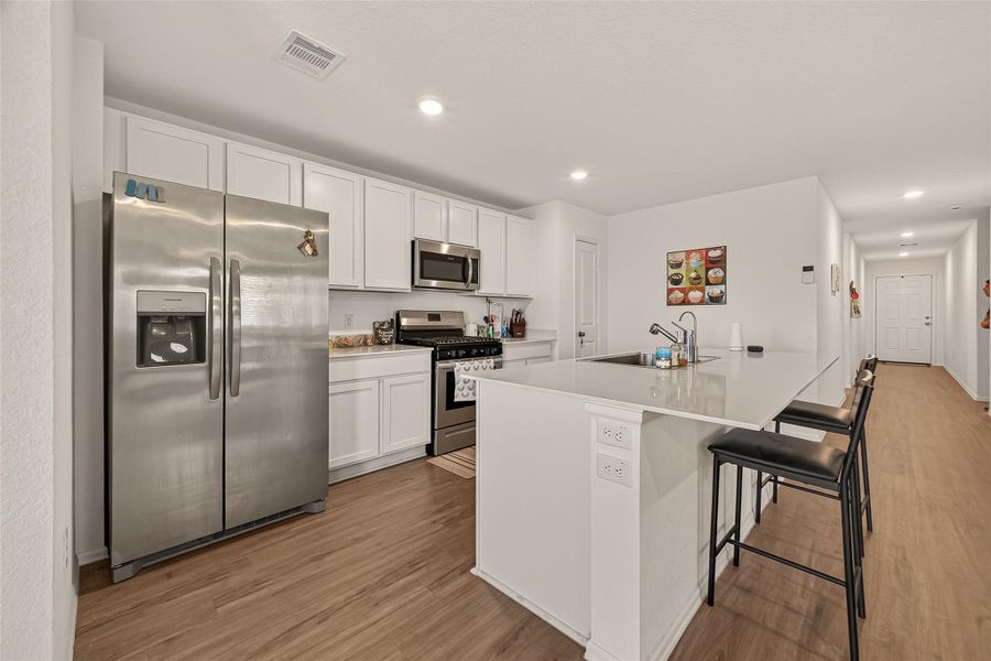 Furnished interior view inside a new home in , Baytown (Image 35).