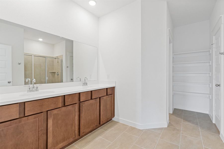 Furnished interior view inside a new home in Colony at Pinehurst, Pinehurst (Image 10).