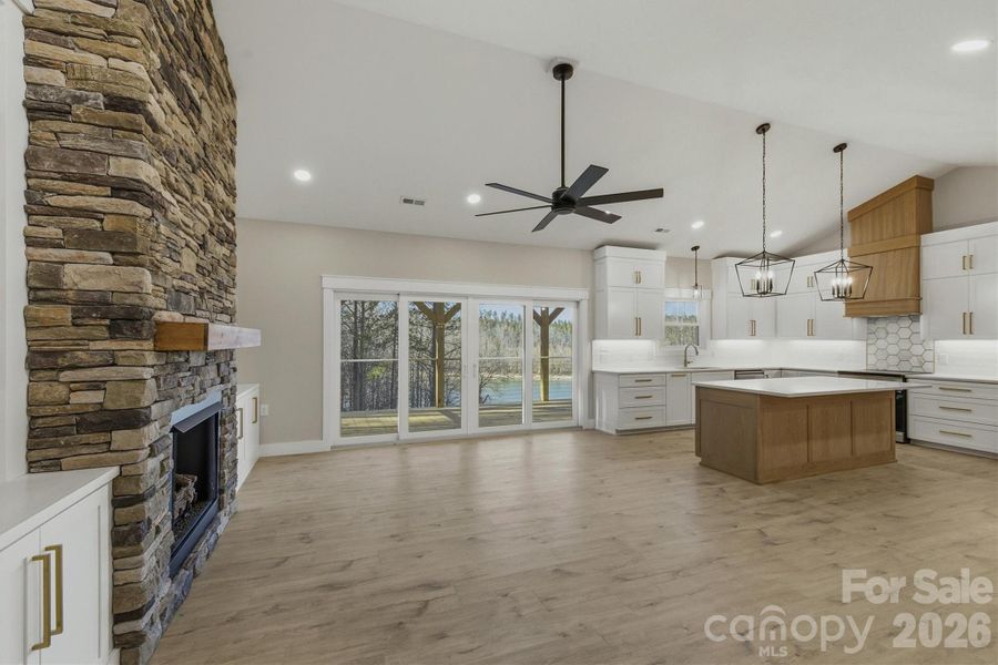 Image 38 of a home in .