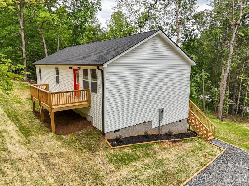 Exterior details and patio area of a home in , Horse Shoe (Image 19).