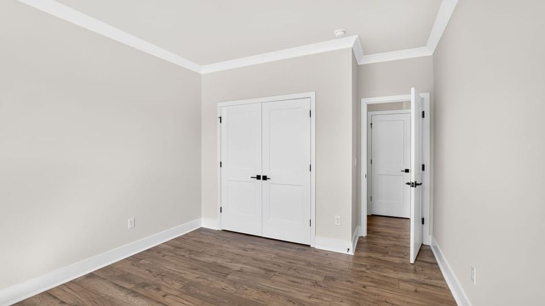 Spacious, unfurnished interior of a new home in Campbell Ridge, Piedmont (Image 19).