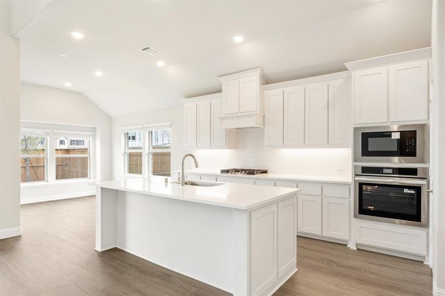 Furnished interior view inside a new home in Creekview Meadows, Pilot Point (Image 9). Furnished interior view inside a new home in Creekview Meadows, Pilot Point (Image 9).