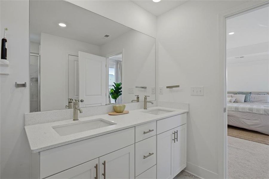 Furnished interior view inside a new home in , Dallas (Image 52).