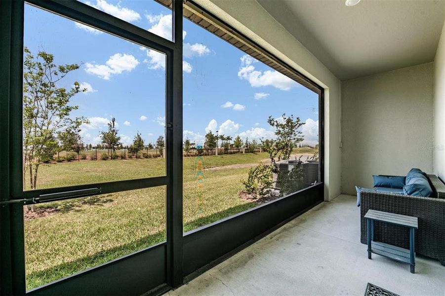 Exterior details and patio area of a home in , Parrish (Image 3).