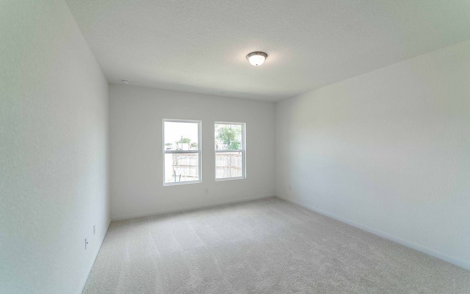 Spacious, unfurnished interior of a new home in Katzer Ranch, Converse (Image 22).