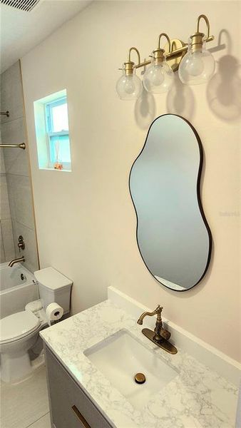 Close-up of interior finishes inside a home in , New Port Richey (Image 46).