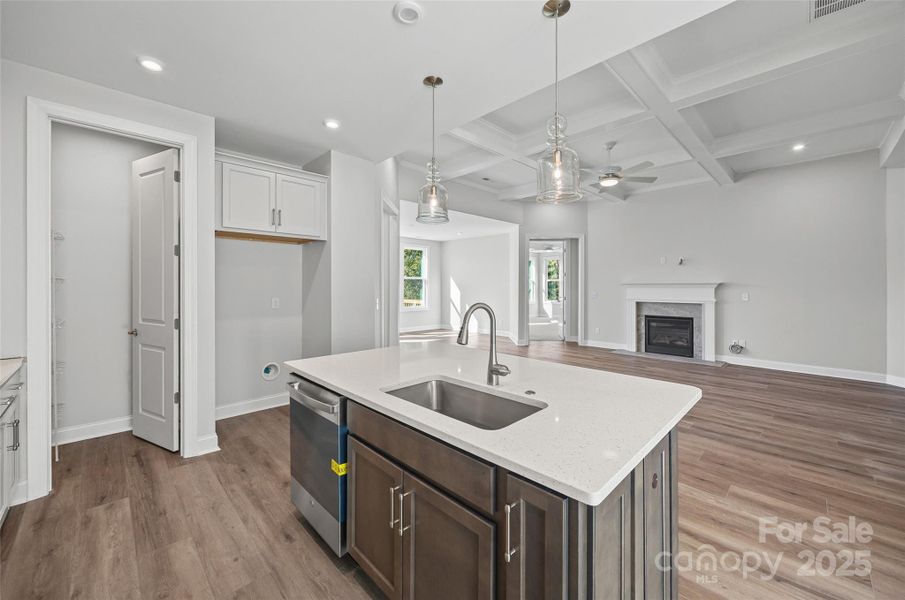 Furnished interior view inside a new home in Handsmill on Lake Wylie, York (Image 9).
