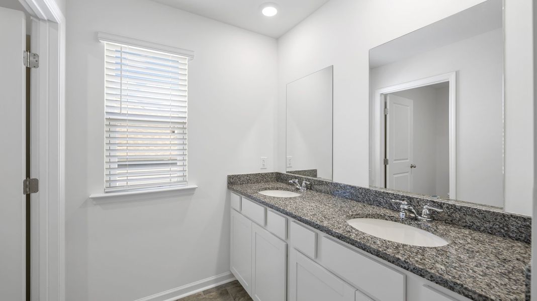 Furnished interior view inside a new home in Fieldcrest Acres, Blountville (Image 16).