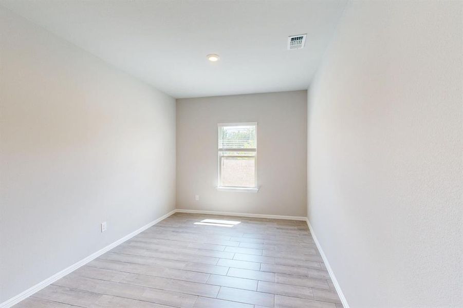 Spacious, unfurnished interior of a new home in Kings Way, Denton (Image 27). Spacious, unfurnished interior of a new home in Kings Way, Denton (Image 27).