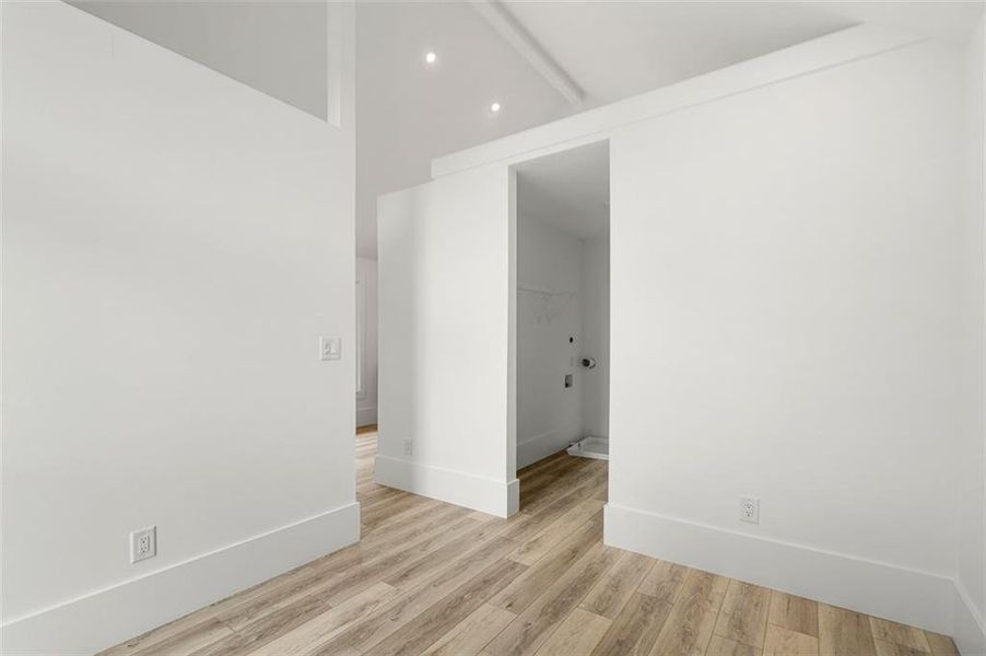 Spacious, unfurnished interior of a new home in , Atlanta (Image 50).