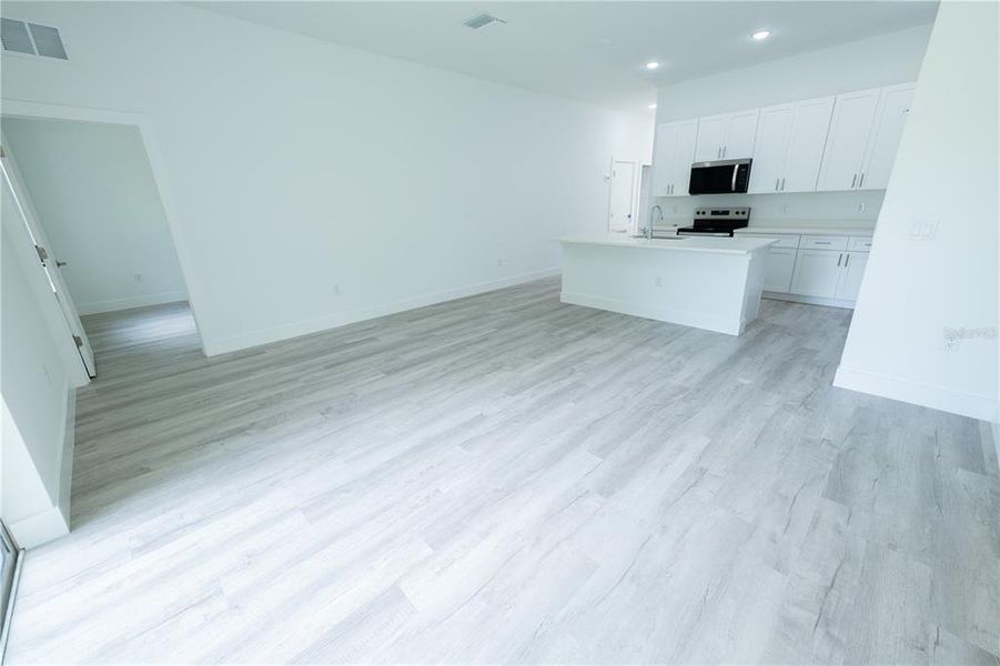 Spacious, unfurnished interior of a new home in , Citrus Springs (Image 18). Spacious, unfurnished interior of a new home in , Citrus Springs (Image 18).