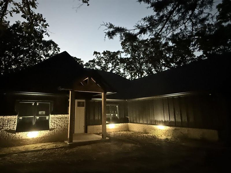 Image 15 of a home in .