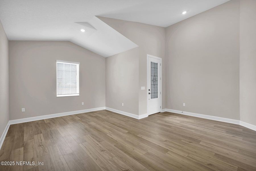 Spacious, unfurnished interior of a new home in Jennings Farm, Middleburg (Image 16). Spacious, unfurnished interior of a new home in Jennings Farm, Middleburg (Image 16).