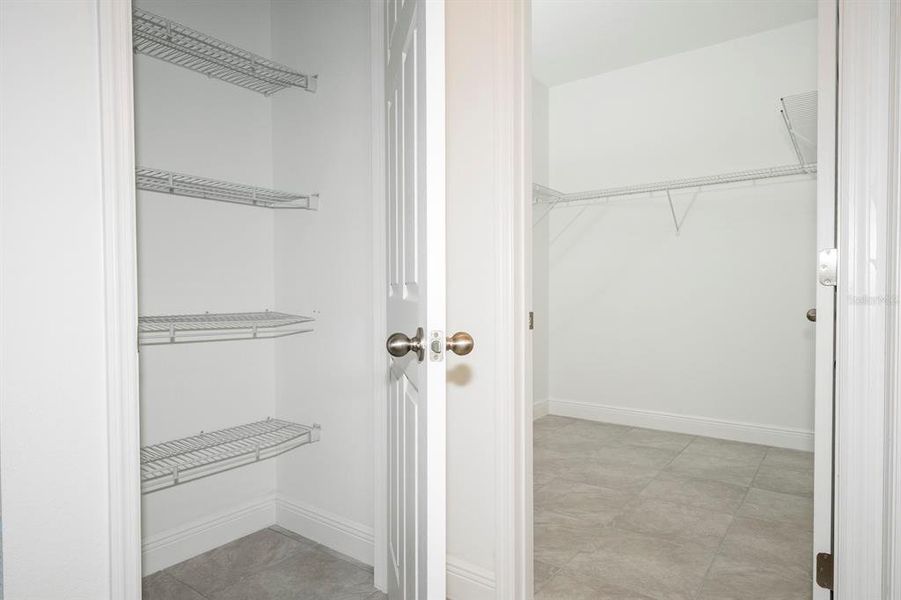 Spacious, unfurnished interior of a new home in , Dunnellon (Image 48).