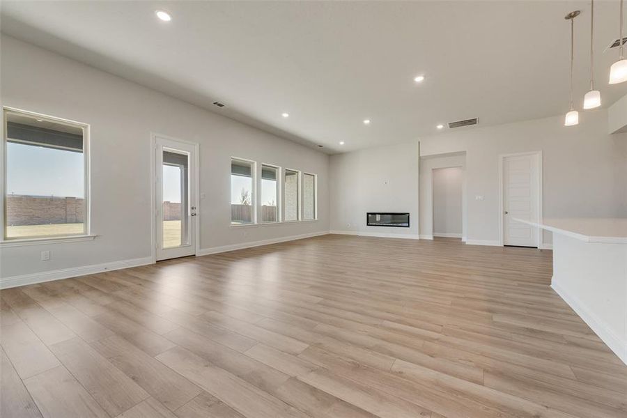 Spacious, unfurnished interior of a new home in Arbors at Legacy Hills, Celina (Image 18).