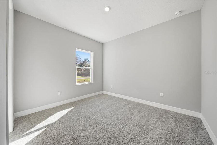Spacious, unfurnished interior of a new home in , Hernando (Image 23).